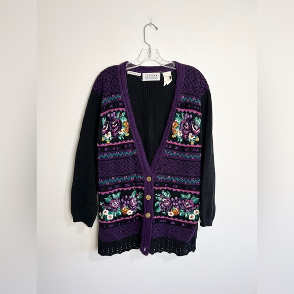 Unique Chunky Knit Vintage Floral Grandma Cardigan - Picture 1 of 4